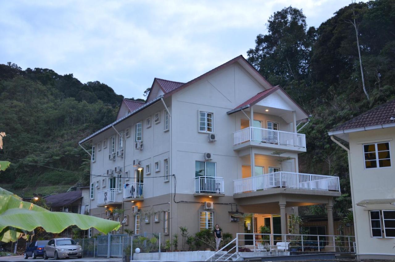 Fathers Guesthouse Bungalow 카메론하일랜즈 외부 사진